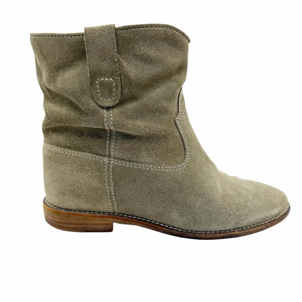 Isabel Marant effortlessly blending